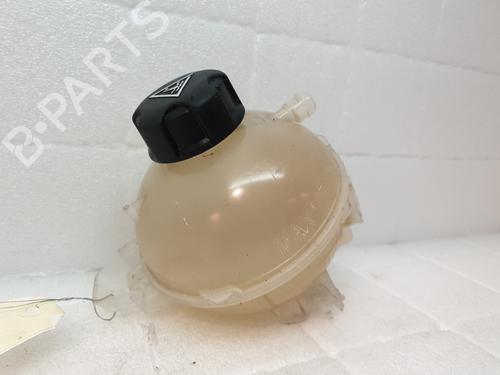 Expansion tank PEUGEOT 308 II (LB_, LP_, LW_, LH_, L3_) 1.2 THP 130 | BP22940067C120