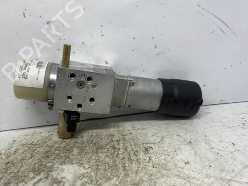 Used Electronic module Electronic module PEUGEOT 206 CC (2D) 1.6 16V (2DNFUF, 2DNFUR) (109 hp) 20379333 20379333