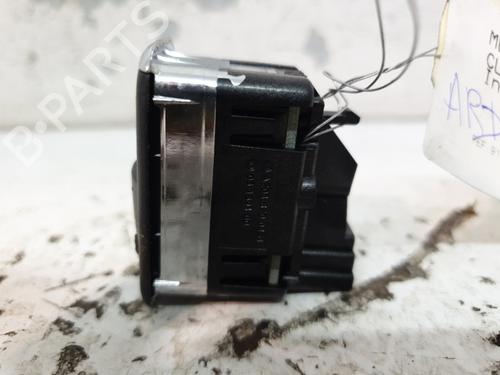 Right rear window switch MERCEDES-BENZ C-CLASS (W204) C 220 CDI (204.008) | BP20381448I28 