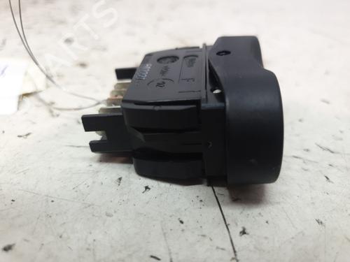 Left front window switch DACIA SANDERO 1.4 MPI LPG | BP20384525I27 - Image 3