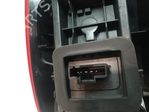 Right taillight DACIA DUSTER (HS_) 1.5 dCi | BP32044969C35