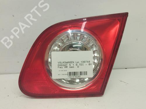 Right tailgate light VW PASSAT B6 (3C2) 1.9 TDI | BP20378752C80 