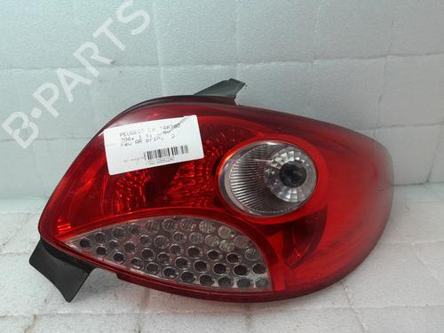 Used Right taillight PEUGEOT 206+ (2L_, 2M_) 1.1 (60 hp) 21487688