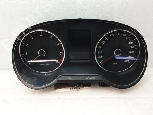 Used Instrument cluster VW POLO V (6R1, 6C1) [2009-2022]  21662935