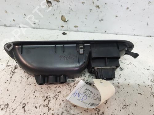 Used Right front window switch Right front window switch RENAULT CLIO III (BR0/1, CR0/1) 1.5 dCi (75 hp) 20377890 20377890