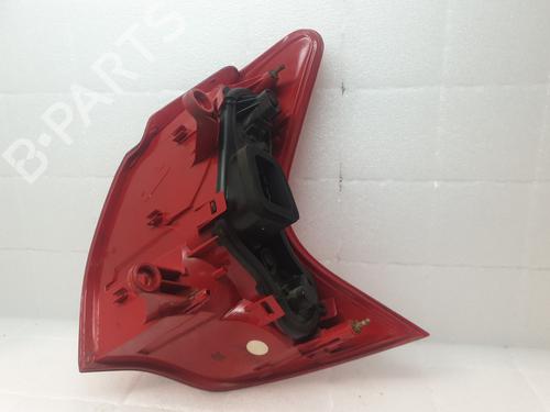 Used Left taillight Left taillight 32241283 32241283