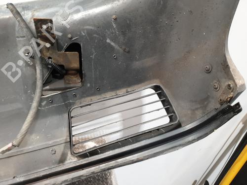 Front bumper RENAULT FUEGO (136_) 2.1 TD | BP30193319C7 