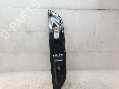 Right front window switch PEUGEOT 208 II (UB_, UP_, UW_, UJ_) 1.5 BlueHDI 100 | BP29551645I26