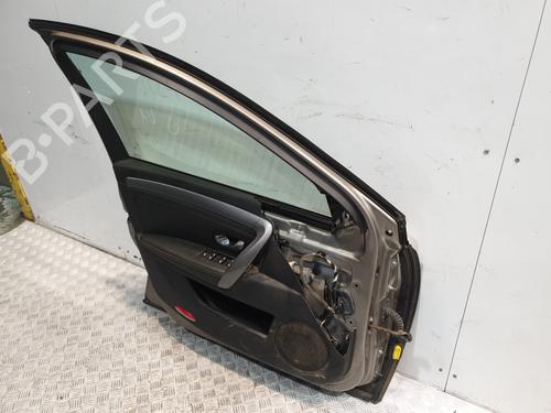 Used Left front door Left front door RENAULT LAGUNA III Grandtour (KT0/1) 1.5 dCi (KT0A, KT0R, KT02) (110 hp) 30534627 30534627