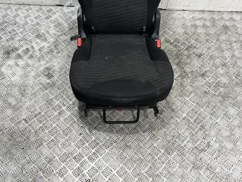 Used Rear seat Rear seat PEUGEOT 308 SW I (4E_, 4H_) 1.6 HDi (90 hp) 20372178 20372178