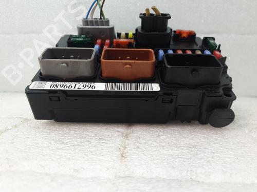 Fuse box TOYOTA YARIS (_P1_) 1.4 D-4D (NLP10_, NLP10R) | BP31376250E1 