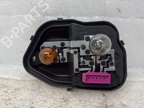 Used Lamp holder RENAULT MEGANE III Hatchback (BZ0/1_, B3_) 1.5 dCi (BZ09, BZ0D, BZ1W, BZ29, BZ14) (110 hp) 33200971
