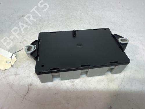electronic-module-jaguar-f-pace-x761-2015-40117532 main image