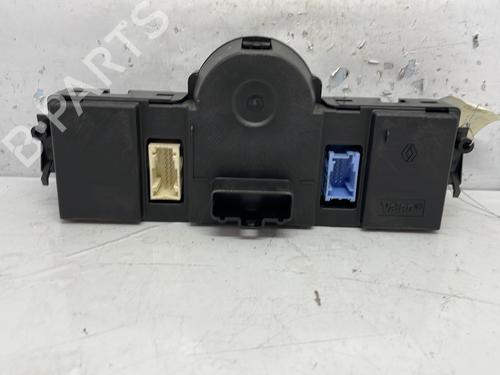 Used Climate control RENAULT MEGANE II (BM0/1_, CM0/1_) 1.5 dCi (BM1E, CM1E) (106 hp) 20376412