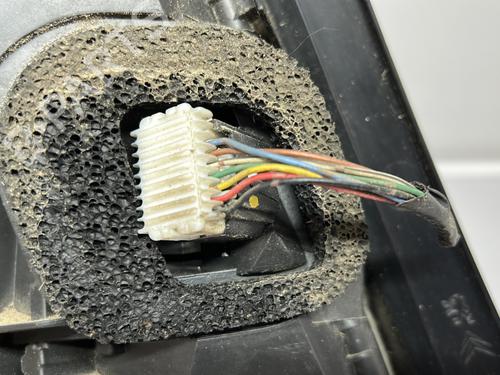 Used Right taillight Right taillight CITROËN C1 (PM_, PN_) 1.0 (68 hp) 33926702 33926702