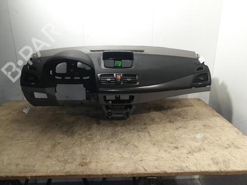 Used Dashboard Dashboard RENAULT MEGANE III Hatchback (BZ0/1_, B3_) 1.5 dCi (86 hp) 20376270 20376270