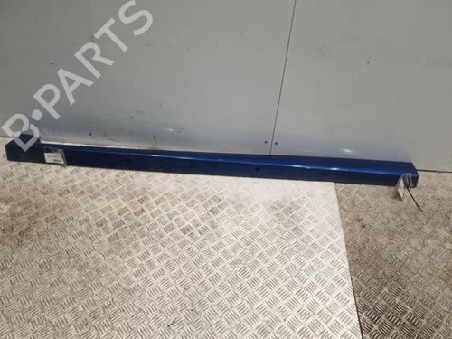 Used Left sideskirt RENAULT TWINGO II (CN0_) 1.6 RS (CN0N, CN0R, CN0S) (133 hp) 31695928