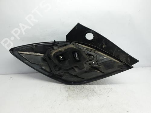 Right taillight OPEL ASTRA H GTC (A04) 1.9 CDTI (L08) | BP20373330C35 