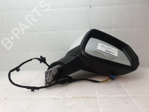 right-mirror-bmw-2-active-tourer-u06-2021-32044992 main image