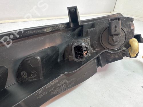 Used Right daytime light Right daytime light 37165749 37165749