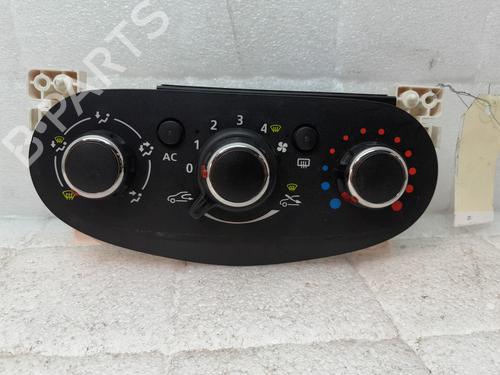Used Climate control DACIA SANDERO II TCe 90 (B8M1, B8MA, B8AC) (90 hp) 21527370