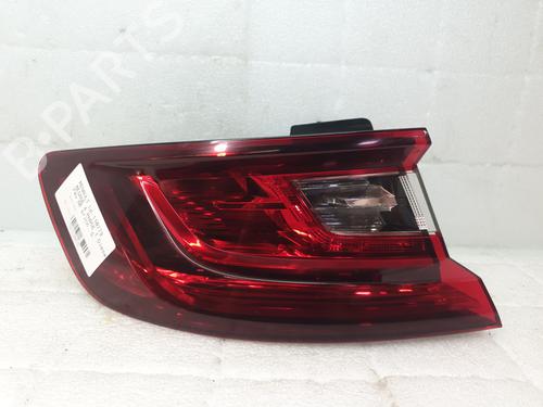 Venstre baglygte RENAULT MEGANE IV Hatchback (B9A/M/N_) 1.5 dCi 110 (B9A3) (110 hp) 30095606