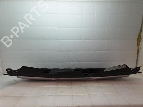 grille-peugeot-108-2014-24864934 main image