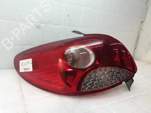 Left taillight PEUGEOT 206+ (2L_, 2M_) 1.4 HDi eco 70 | BP30922776C34