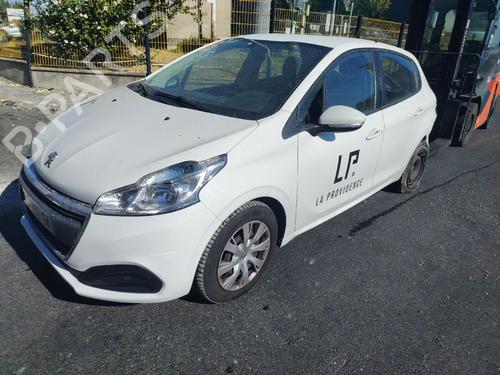 Brugte PEUGEOT 208 I (CA_, CC_) 1.5 BlueHDI 100 4915527