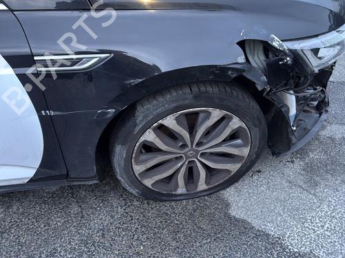 Left front fog light RENAULT TALISMAN (LP_) 1.6 dCi 130 | BP32265369C30