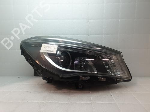 Used Right headlight MERCEDES-BENZ CLA Coupe (C117) AMG CLA 45 4-matic (117.352) (381 hp) 32179933