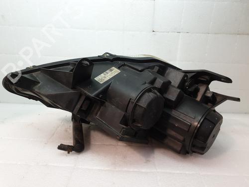 Right headlight CITROËN C8 (EA_, EB_) 2.0 HDi 165 | BP26377443C29 