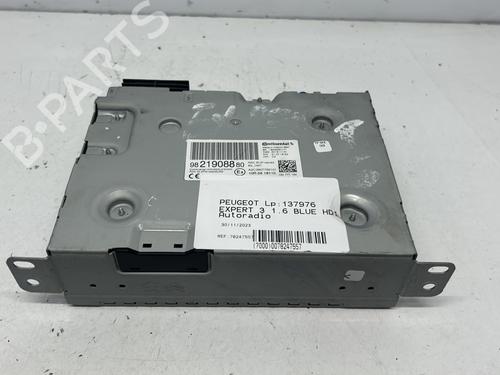Used Radio Radio PEUGEOT EXPERT Van (V_) 1.6 BlueHDi 115 (115 hp) 28385897 28385897