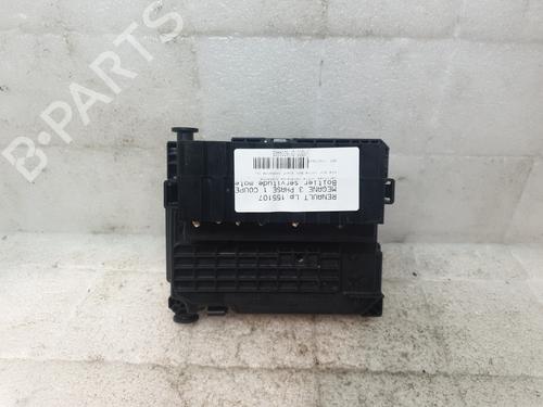 Used Fuse box Fuse box RENAULT MEGANE III Coupe (DZ0/1_) 1.5 dCi (DZ09, DZ0D, DZ1F, DZ1G, DZ14, DZ29) (110 hp) 30803938 30803938