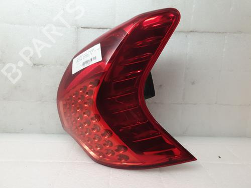 Used Right taillight PEUGEOT 3008 I MPV (0U_) 1.6 HDi (114 hp) 29052829