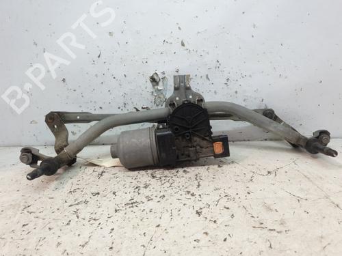 Used Front wiper motor Front wiper motor PEUGEOT 208 I (CA_, CC_) 1.4 HDi (68 hp) 20381673 20381673