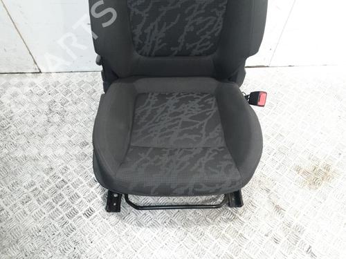 Right front seat PEUGEOT 3008 I MPV (0U_) 1.6 HDi | BP20379749C16 