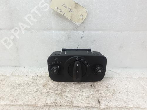 Interruttore luci FORD FIESTA VI (CB1, CCN) 1.4 TDCi (70 hp) 32088938