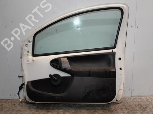 Right front door PEUGEOT 107 (PM_, PN_) 1.0 | BP20374726C3