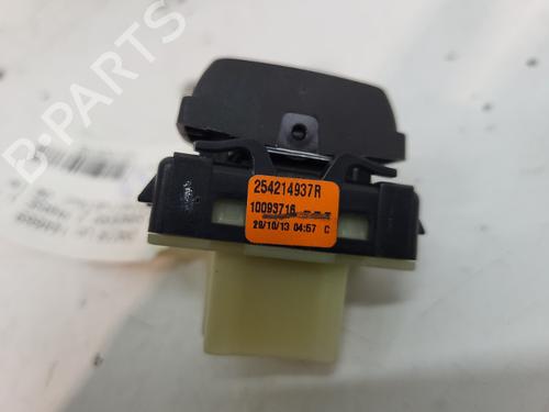 Used Right front window switch Right front window switch DACIA SANDERO II TCe 90 (B8M1, B8MA, B8AC) (90 hp) 21973864 21973864