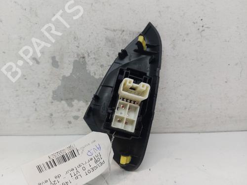 Right front window switch PEUGEOT 108 1.0 VTi 72 | BP20374295I26  - Image 7