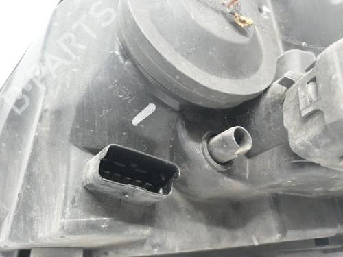 Used Right headlight Right headlight RENAULT CLIO II (BB_, CB_) 1.2 16V (BB05, BB0W, BB11, BB27, BB2T, BB2U, BB2V, CB05,... (75 hp) 20378638 20378638