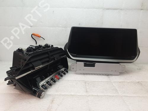 Used Display monitor PEUGEOT 2008 II (UD_, US_, UY_, UJ_, UR_, UC_) 1.5 BlueHDI 130 (131 hp) 28212690