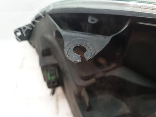 Right headlight FORD FIESTA V (JH_, JD_) 1.3 | BP23401085C29 