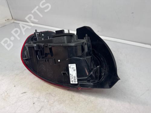 Used Right taillight Right taillight CITROËN C3 III (SX) 1.2 THP 110 (SXHNPS, SXHNZT, SXHNZ6) (110 hp) 40257429 40257429