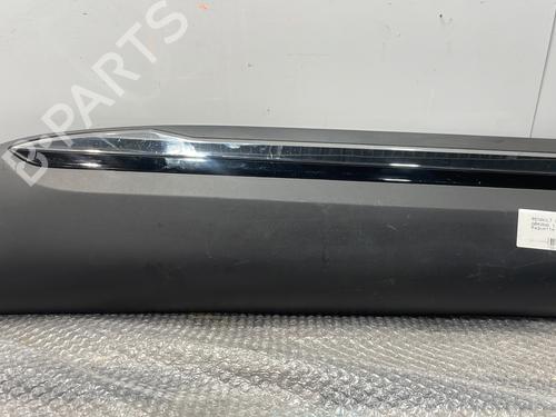Used Door moulding trim RENAULT ARKANA I (LCM_, LDN_) 1.6 E-TECH 145 (LDMU) (143 hp) 32088877