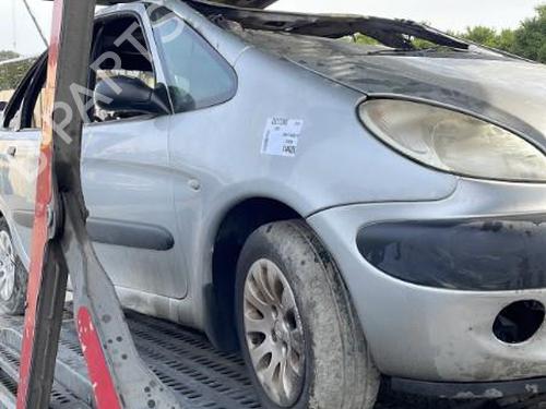 Brugte CITROËN XSARA PICASSO (N68) 2.0 HDi (90 hp) 4361341
