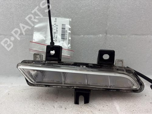 Feu de brouillard avant droit RENAULT CLIO IV (BH_) 1.5 dCi 75 (75 hp) 32044937