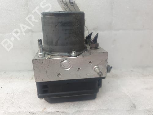 Used ABS pump ABS pump PEUGEOT 308 I (4A_, 4C_) 2.0 HDi (150 hp) 31826681 31826681