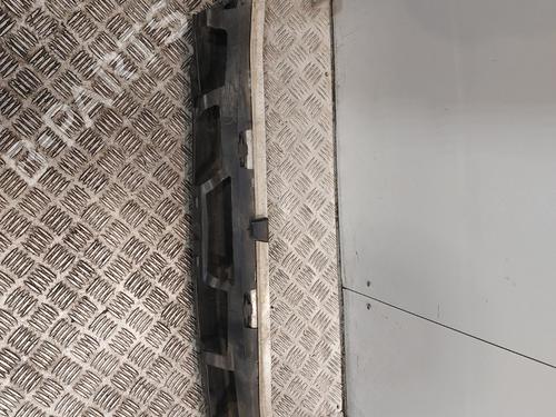 Used Front bumper reinforcement Front bumper reinforcement 23781551 23781551